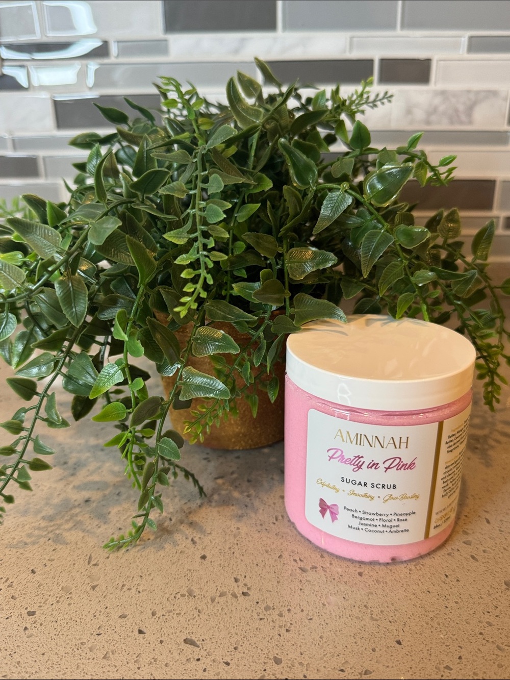 LIMITED EDITION PRETTY IN PINK SUGAR SCRUB